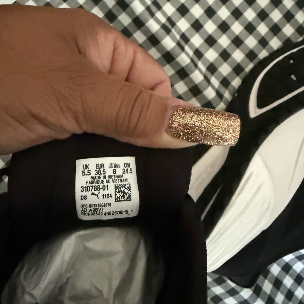 Puma Black and White Athletic Shoes - Picture 6 of 6